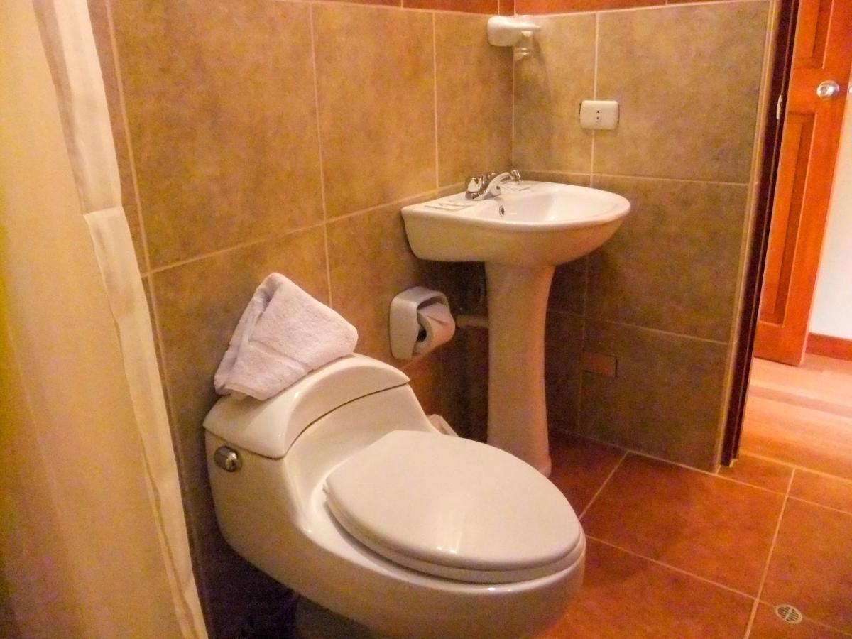 אויאנטאיטמבו Hotel Rupaq מראה חיצוני תמונה
