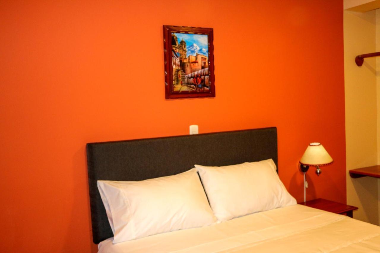 אויאנטאיטמבו Hotel Rupaq מראה חיצוני תמונה