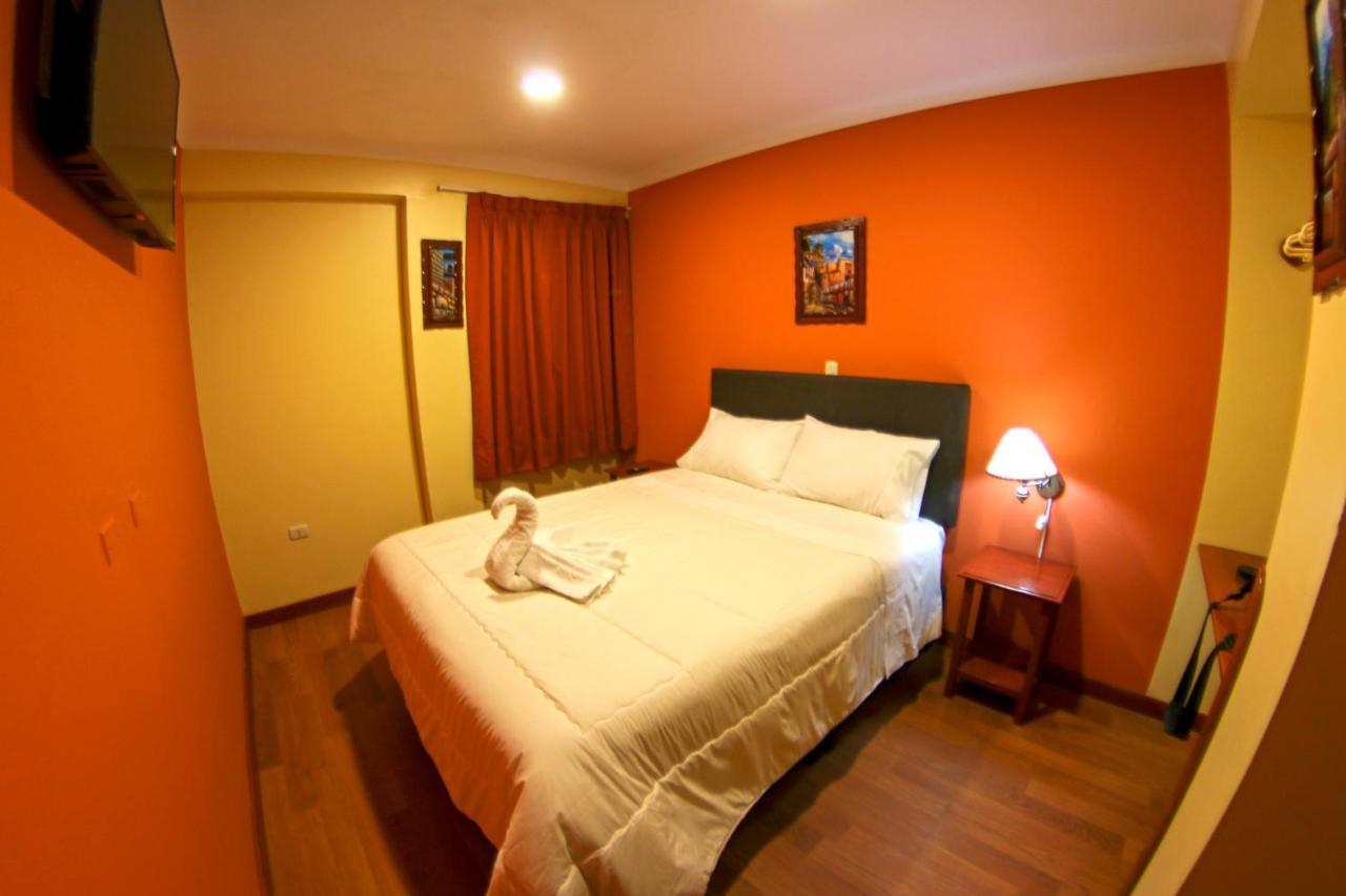אויאנטאיטמבו Hotel Rupaq מראה חיצוני תמונה