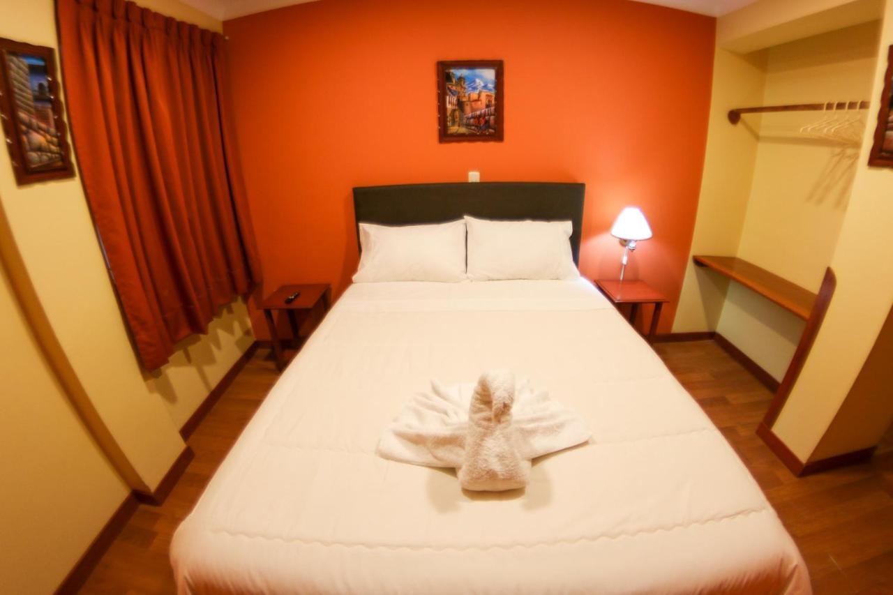 אויאנטאיטמבו Hotel Rupaq מראה חיצוני תמונה